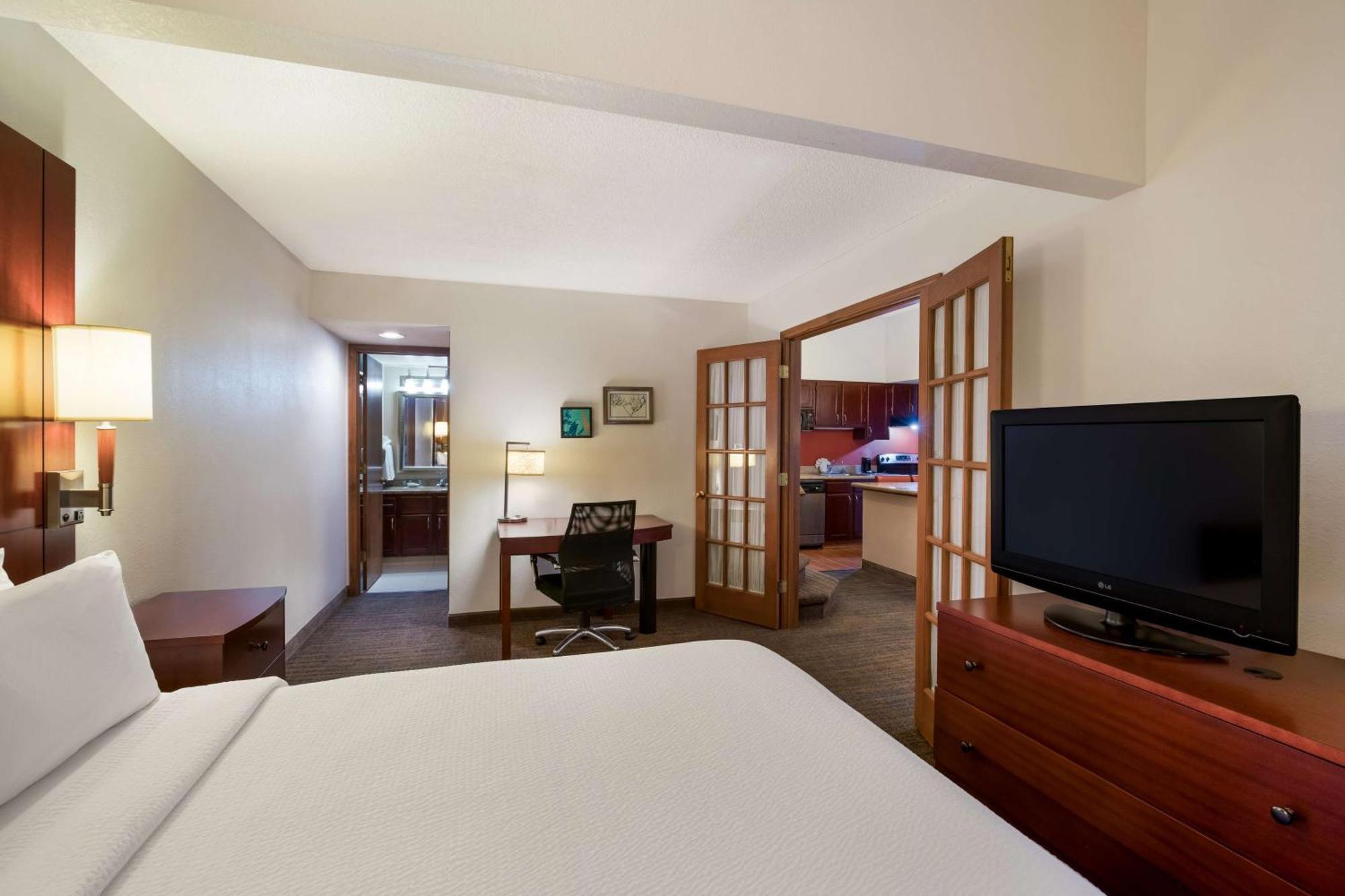 เซนส์ สวีท ลิเวอร์มอร์, ชัวร์สเตย์ คอลเล็กชั่น บาย เบสต์ เวสเทิร์น Hotel ภายนอก รูปภาพ